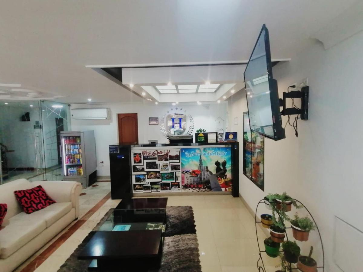 Hotel Cali Kültér fotó