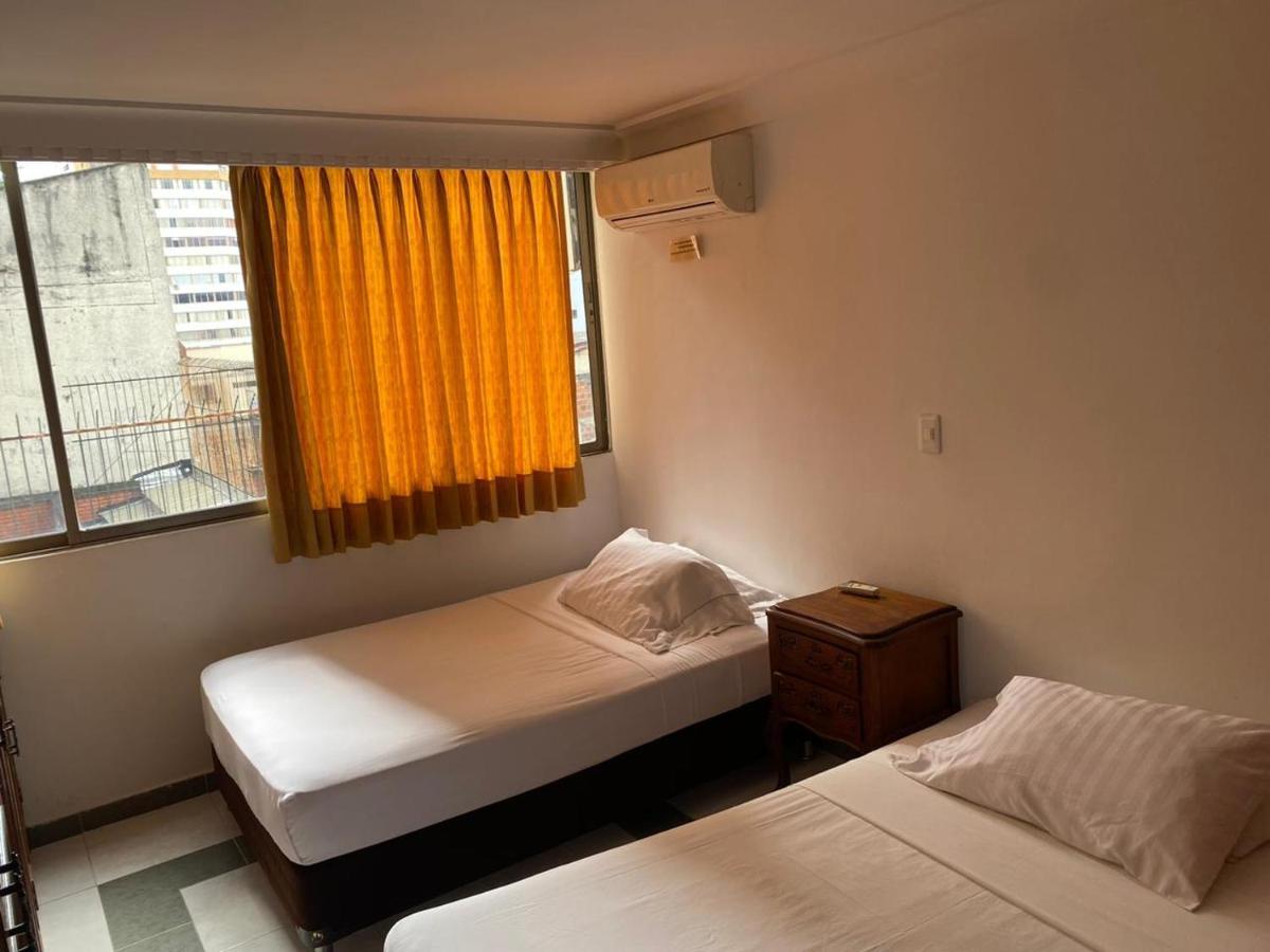 Hotel Cali Kültér fotó