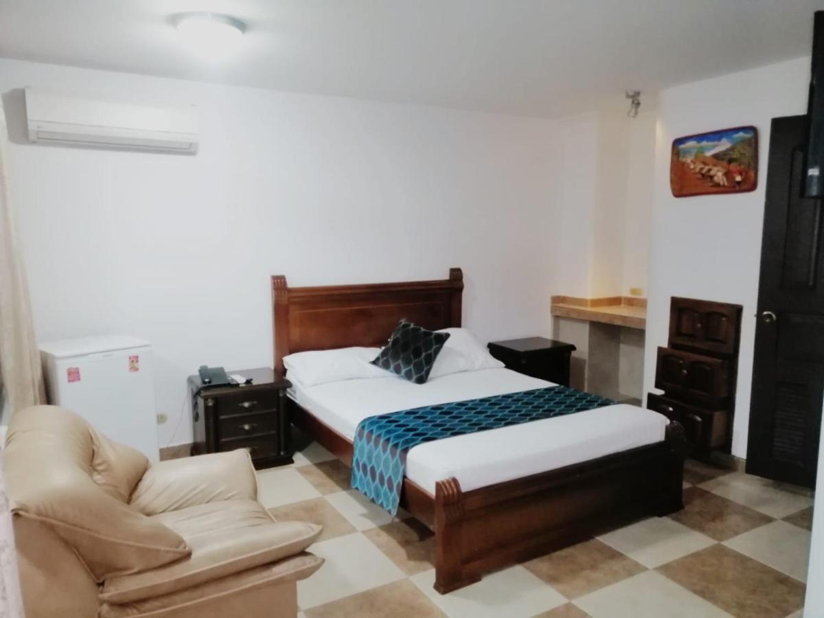 Hotel Cali Kültér fotó
