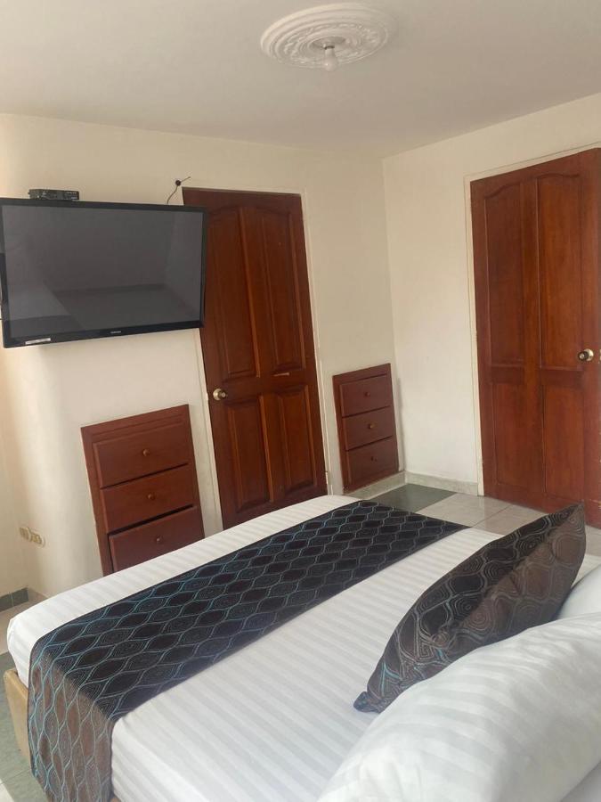 Hotel Cali Kültér fotó