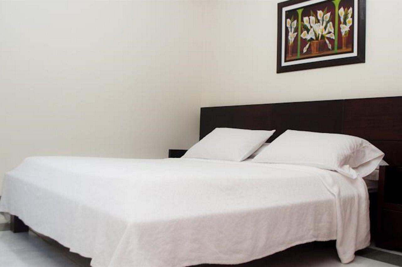 Hotel Cali Kültér fotó