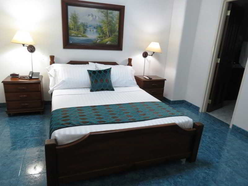 Hotel Cali Kültér fotó