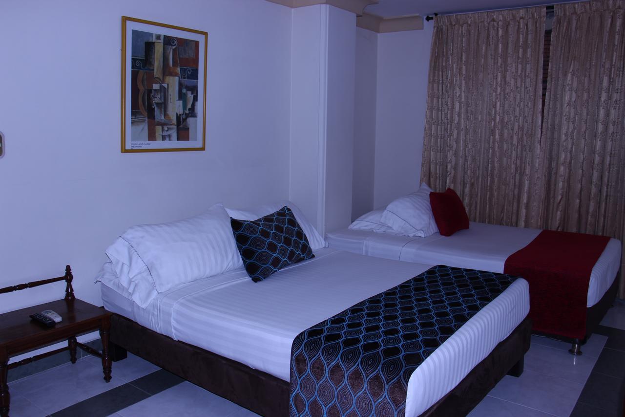 Hotel Cali Kültér fotó